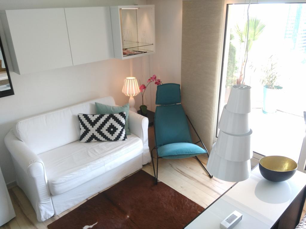 Monaco Pool Sea View Apartments 博索莱伊 外观 照片