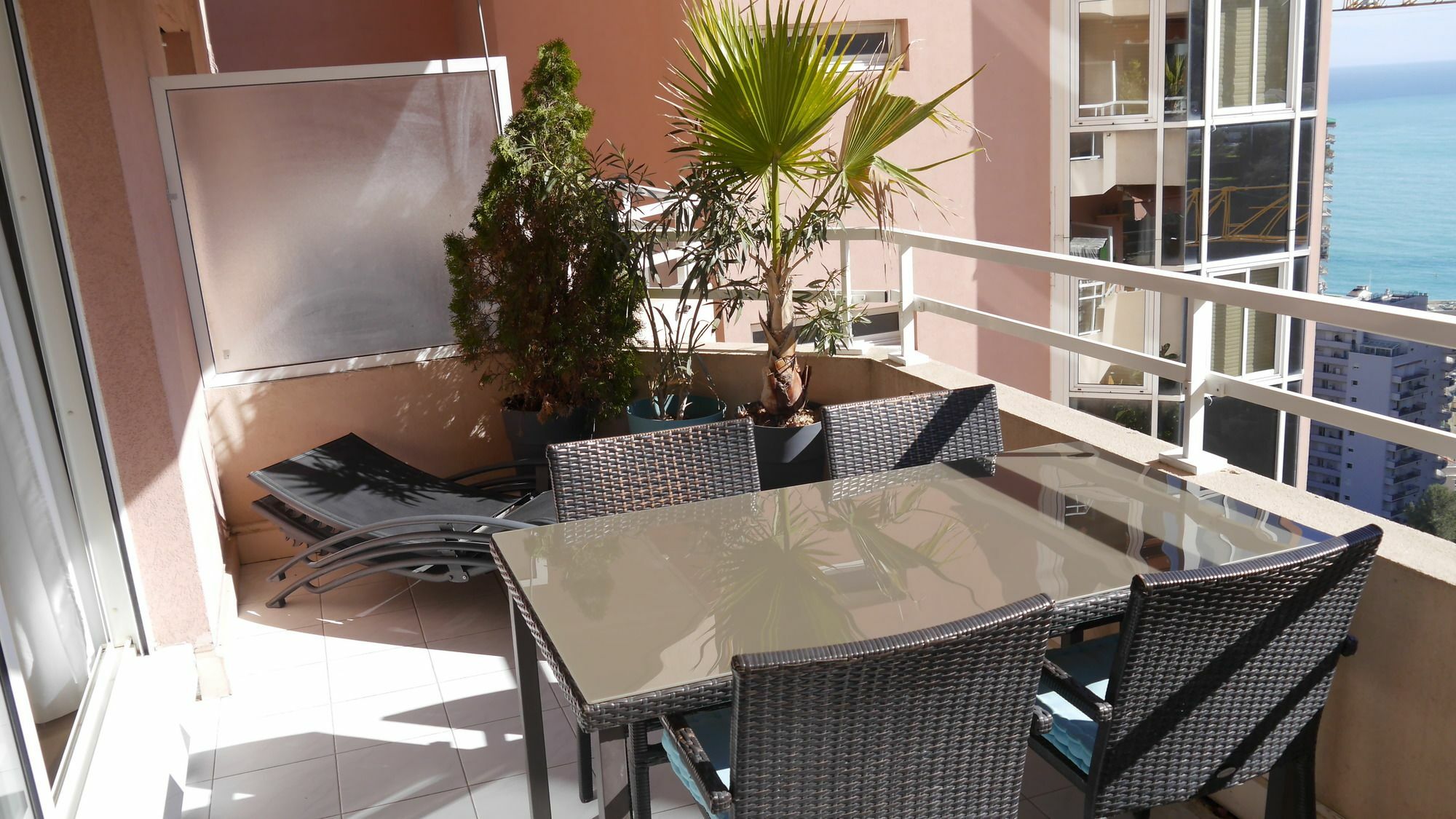 Monaco Pool Sea View Apartments 博索莱伊 外观 照片